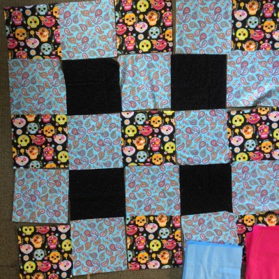 Layout of top layer of flannel rag quilt