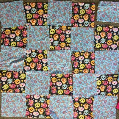 Layout of bottom layer of flannel rag quilt